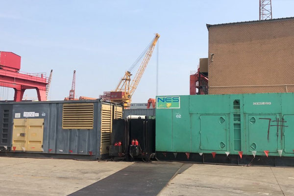 兴义发电机出租空气滤清器的清洁频率是多少？