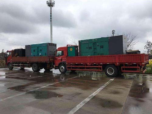 兴义涂抹密封胶后，需要等待多长时间才能安装水冷式机油散热器密封件？